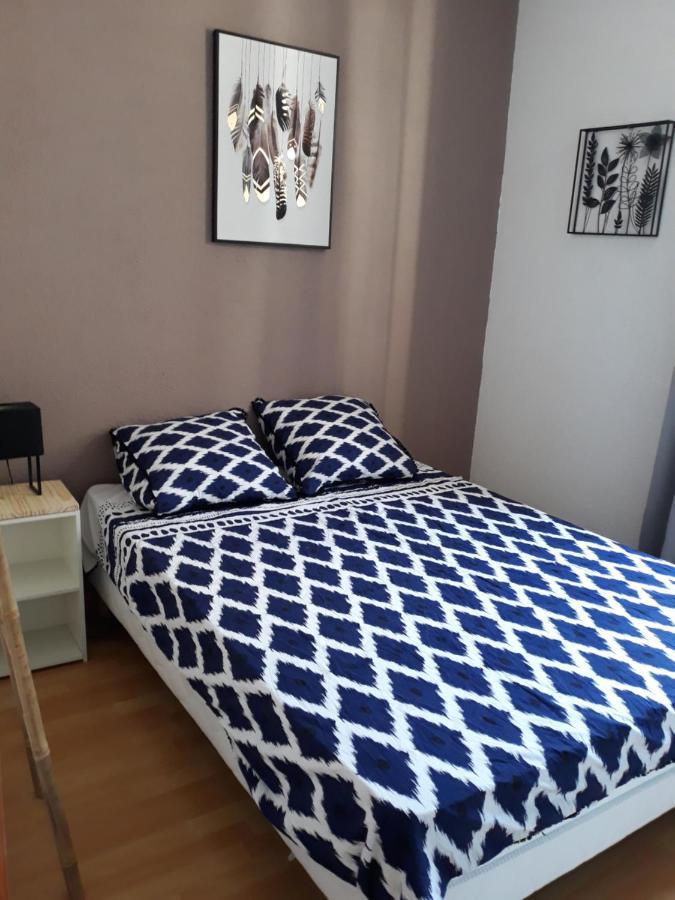 5 Minutes Des Arenes, Parking Gratuit, 6 Couchages Нім Екстер'єр фото