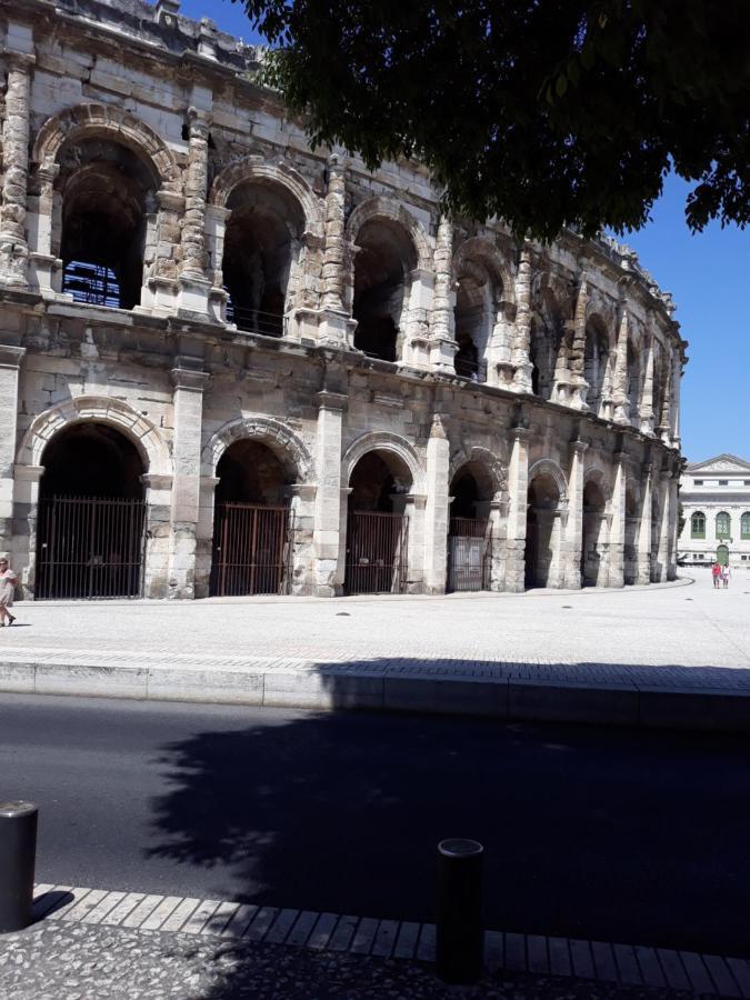 5 Minutes Des Arenes, Parking Gratuit, 6 Couchages Нім Екстер'єр фото